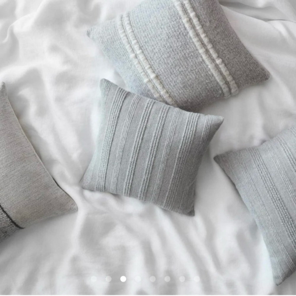 The Citizenry Contigo Pillow 20 inch. Excellent new condition.  Gray